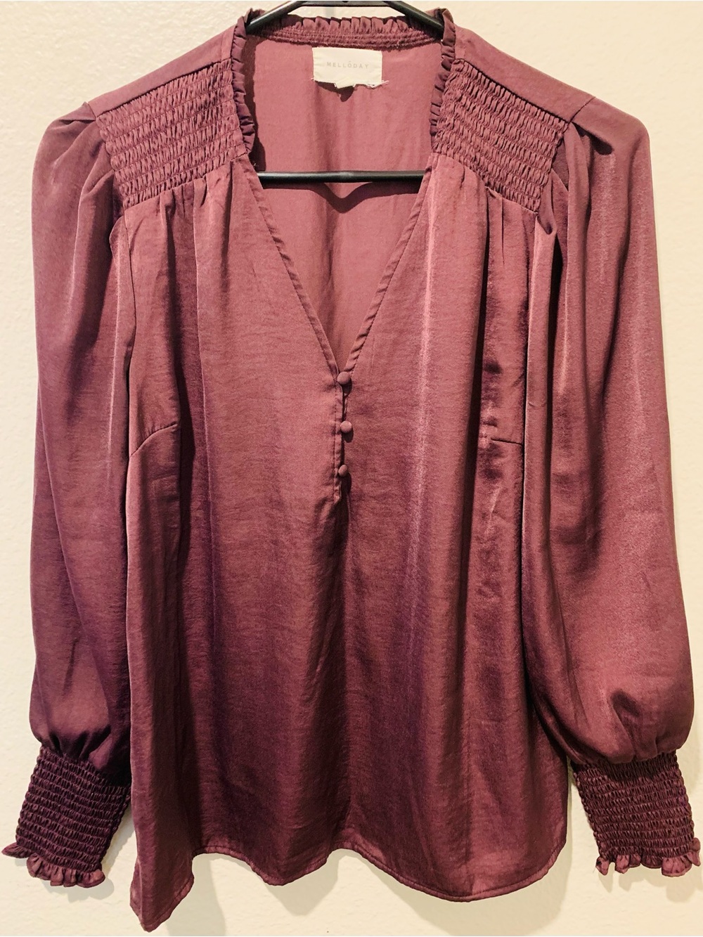 MELLODAY Women’s Plum Smocked Yoke V-Neck Blouse